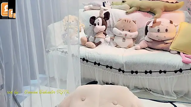 AKiKi711 online show from 4, 10, 2025