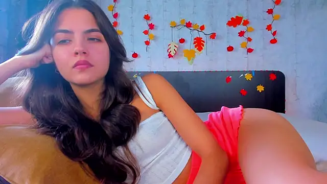 Milana Crystal  online show from 28, 10, 2025