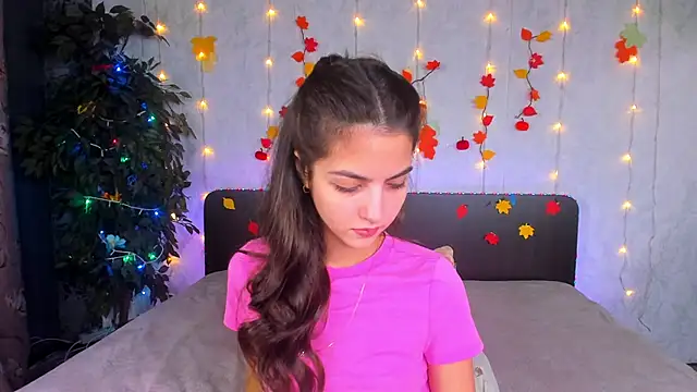 Milana Crystal  online show from 20, 11, 2025