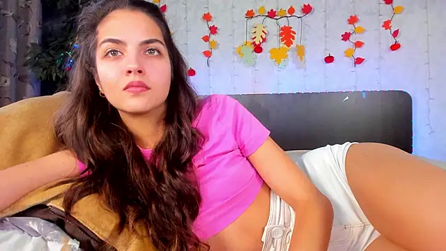 Milana Crystal  online show from 21, 10, 2025