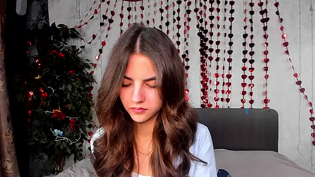 Milana Crystal  online show from 12, 2, 2026