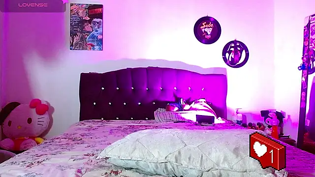 squirt charlott online show from 17, 3, 2025