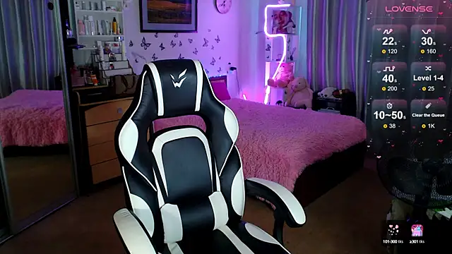 Sidney blush online show from 14, 9, 2025