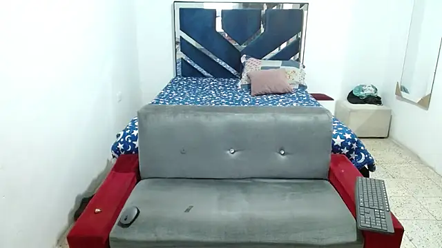 MiguelAngelxl online show from 21, 10, 2025