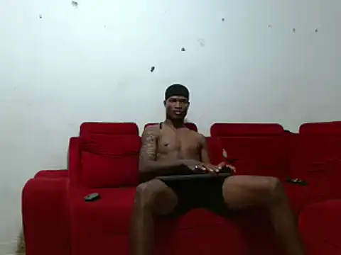 MiguelAngelxl online show from 3, 12, 2024