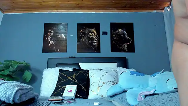 Snapshot of francesco_evan chatting on 3, 10, 2025 francesco evan online show from 3, 10, 2025