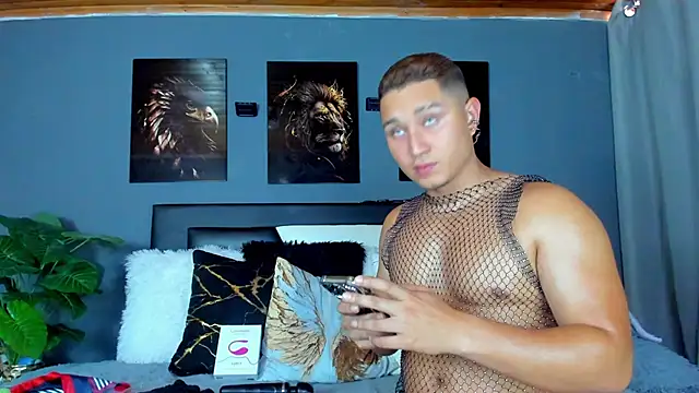 Snapshot of francesco_evan chatting on 10, 9, 2025 francesco evan online show from 10, 9, 2025