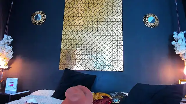 Snapshot of francesco_evan chatting on 7, 3, 2025 francesco evan online show from 7, 3, 2025