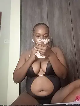 Snapshot of SassyAss_Coco chatting on 10, 2, 2026 SassyAss Coco online show from 10, 2, 2026