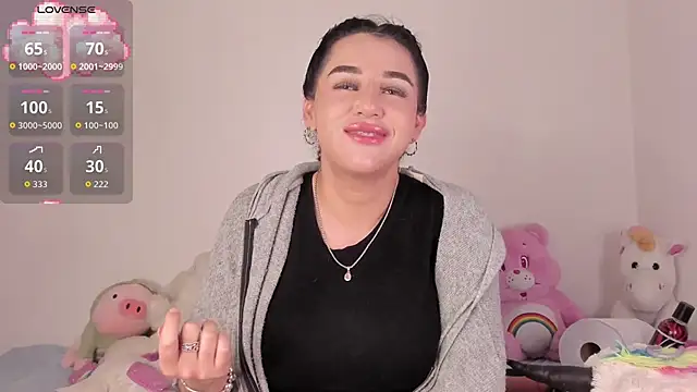 Yuna Hot online show from 31, 5, 2026