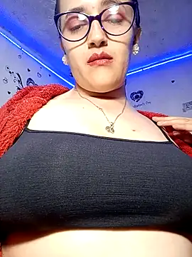 Snapshot of anndreapds chatting on 13, 2, 2026 anndreapds online show from 13, 2, 2026