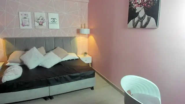 zara  sweet online show from 4, 2, 2026