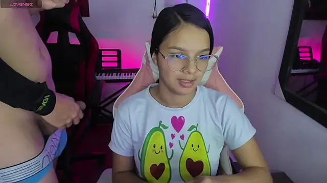 jessi and boy online show from 1, 3, 2026