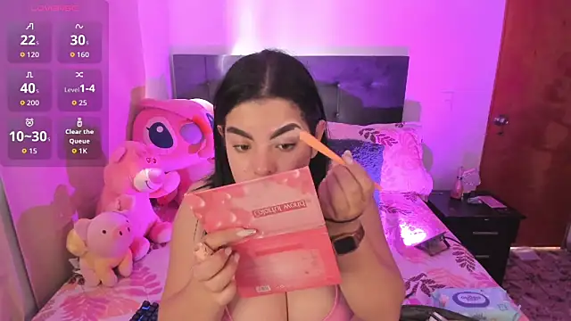 Kylie2211 online show from 4, 2, 2026