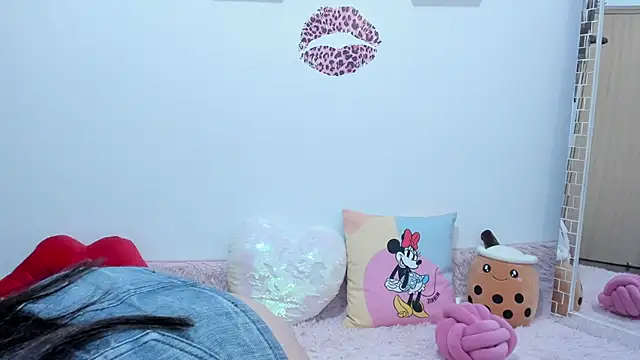 SharonSander online show from 9, 10, 2025