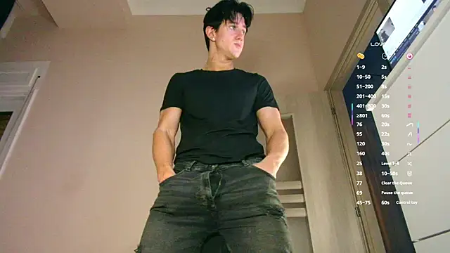 ChristianLevine  online show from 17, 12, 2025