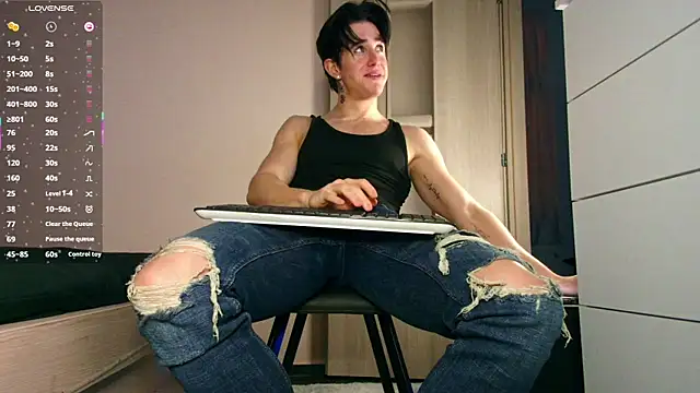 ChristianLevine  online show from 13, 1, 2026