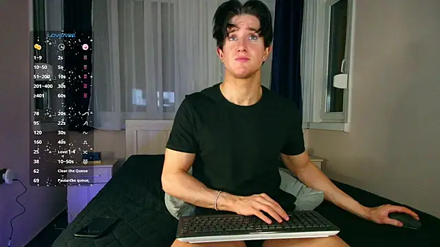 ChristianLevine  online show from 14, 4, 2026