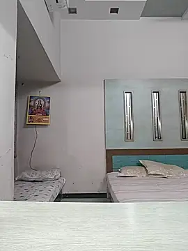 Vickyy 001 online show from 16, 2, 2025