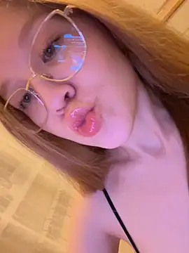 Eva Weyne online show from 20, 10, 2025