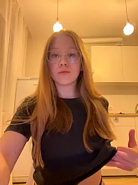 Eva Weyne online show from 23, 10, 2025