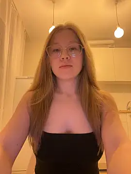 Eva Weyne online show from 24, 10, 2025