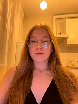 Eva Weyne online show from 29, 10, 2025