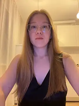 Eva Weyne online show from 19, 11, 2025