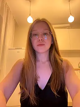 Eva Weyne online show from 28, 9, 2025