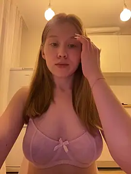 Snapshot of Eva_Weyne chatting on 31, 5, 2026 Eva Weyne online show from 31, 5, 2026