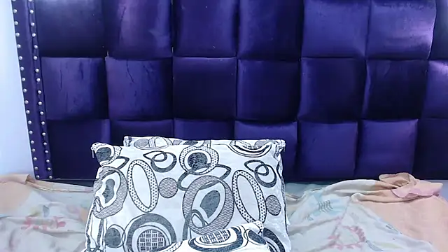 LindaKardi online show from 27, 9, 2025