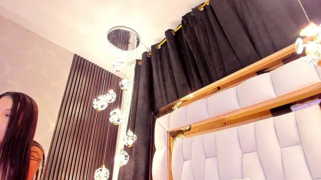 SarayRoyse online show from 22, 3, 2025