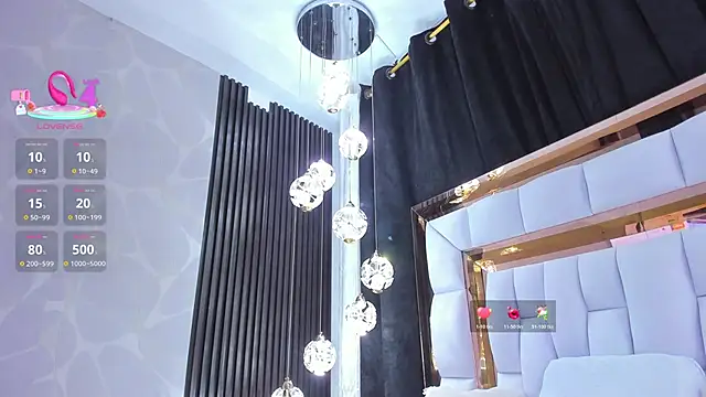 SarayRoyse online show from 7, 4, 2026