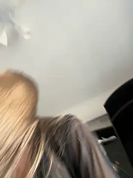 Snapshot of Sweet__Milly chatting on 17, 6, 2026 Sweet Milly online show from 17, 6, 2026
