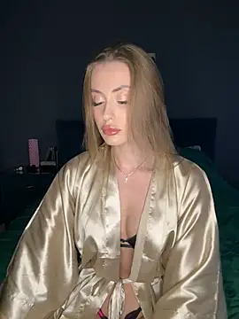 Snapshot of Sweet__Milly chatting on 10, 2, 2025 Sweet Milly online show from 10, 2, 2025