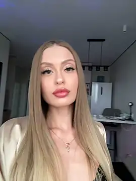 Snapshot of Sweet__Milly chatting on 28, 9, 2025 Sweet Milly online show from 28, 9, 2025