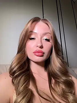 Snapshot of Sweet__Milly chatting on 17, 2, 2026 Sweet Milly online show from 17, 2, 2026