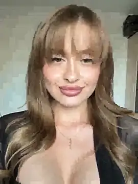 Snapshot of Sweet__Milly chatting on 27, 7, 2026 Sweet Milly online show from 27, 7, 2026