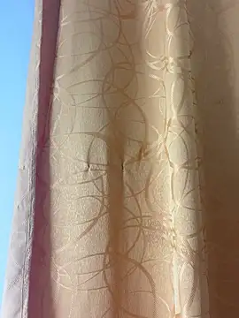 Queenvalery21cm online show from 10, 1, 2025