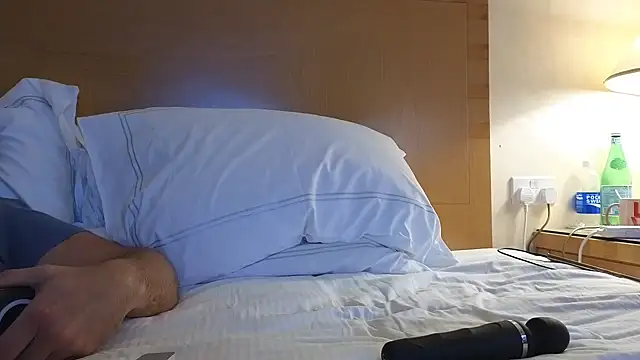 Mr-and-Mrs-Smith online show from 10, 9, 2025