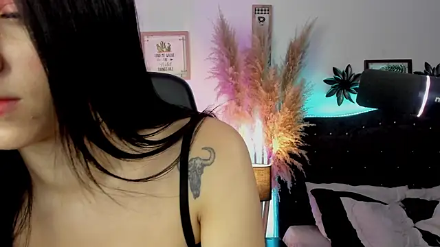 devlin violett online show from 27, 2, 2025