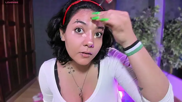 Evelynn online show from 14, 12, 2025