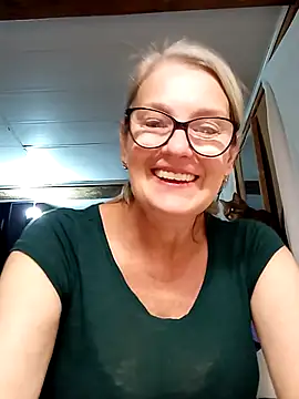 irinamaux online show from 26, 10, 2025