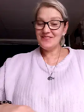 irinamaux online show from 26, 6, 2026