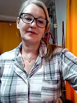 irinamaux online show from 27, 3, 2026