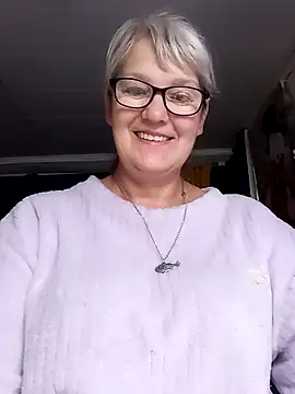 irinamaux online show from 5, 7, 2026