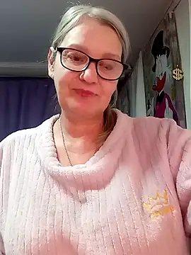 irinamaux online show from 25, 2, 2026