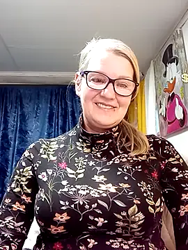 irinamaux online show from 2, 4, 2026