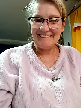irinamaux online show from 29, 4, 2026
