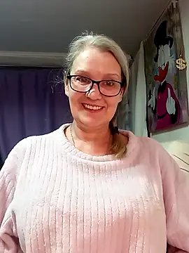 irinamaux online show from 15, 2, 2026